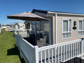 6 berth luxury caravan, Lyons Winkups Holiday Park